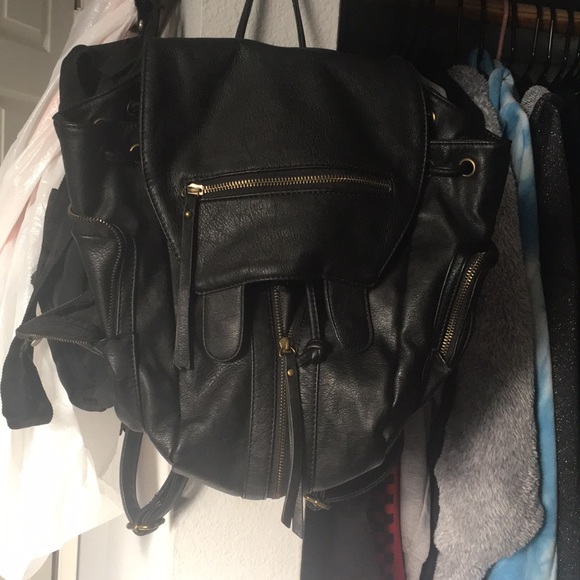 Brandy Melville Handbags - Brandy Melville Backpack